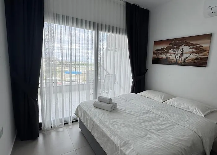 Caesar & - With 1 Bedroom Apartament *