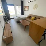 Caesar & - With 1 Bedroom Lejlighed