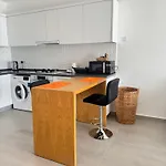 Caesar & - With 1 Bedroom