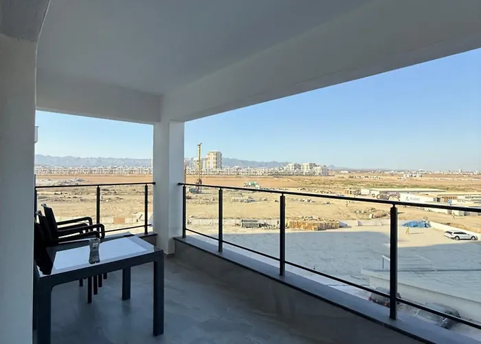 Caesar & - With 1 Bedroom